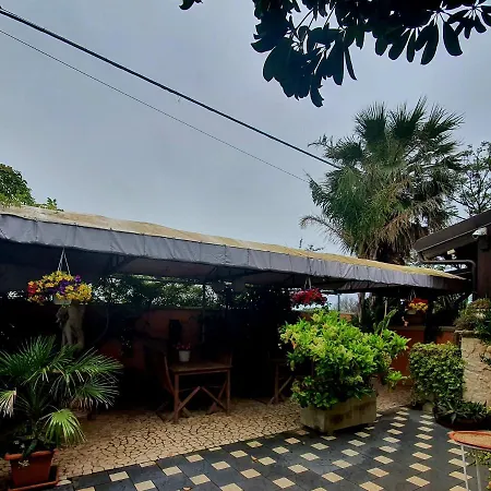 アパートホテル Salento - A Casa Di Lilli 4*