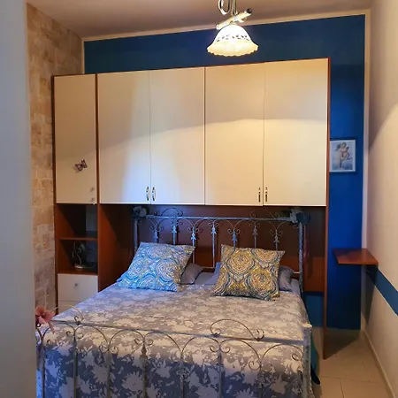 Salento - A Casa Di Lilli 4* ポルト・チェザーレオ