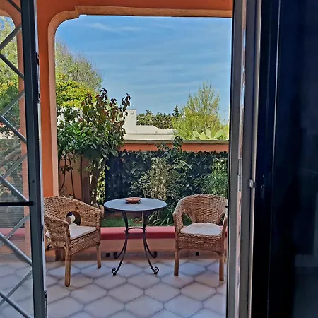 Salento - A Casa Di Lilli 4* 포르토 세자레오